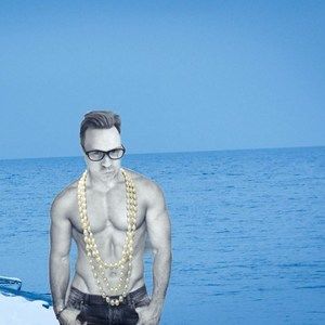 Meet your Posher, Don